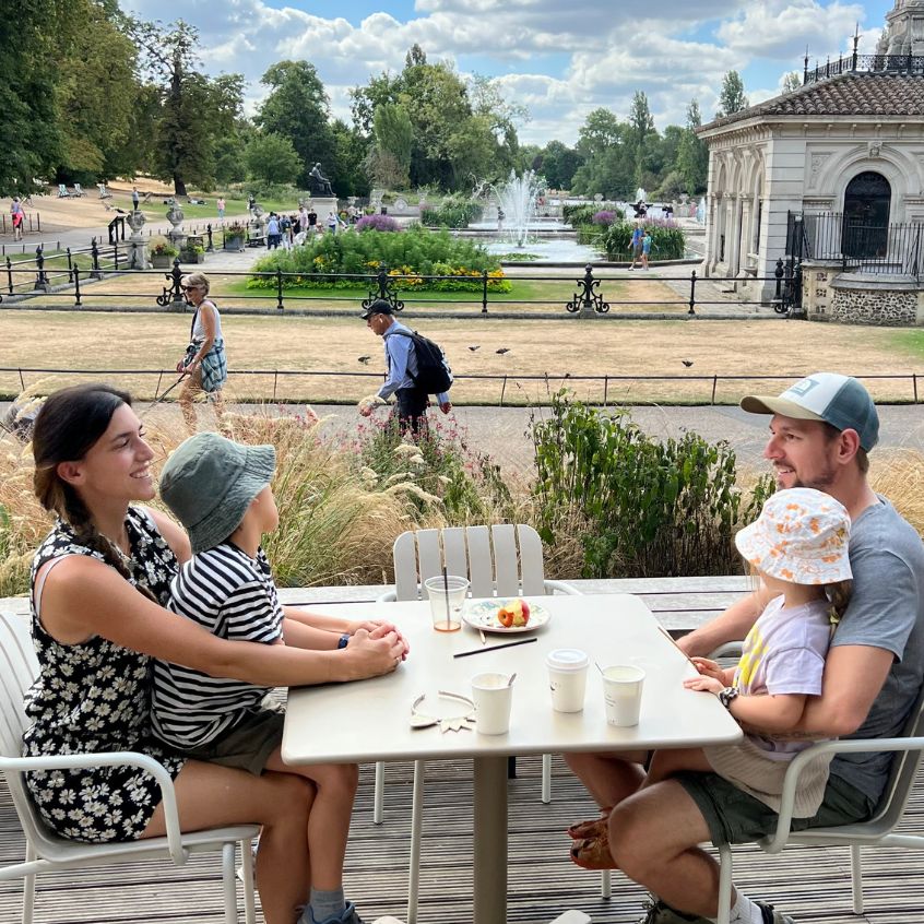 Hyde Park London mit Kleinkind und Kind 