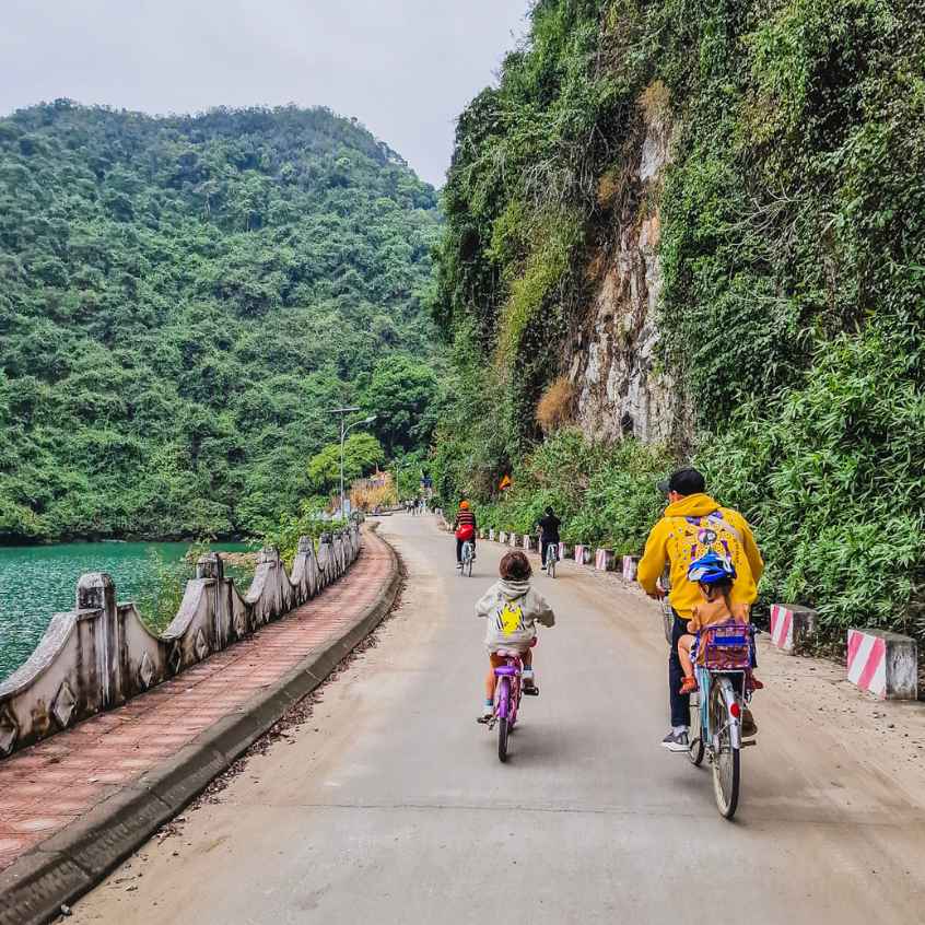 Fahrradfahren Halong Bay Cruise