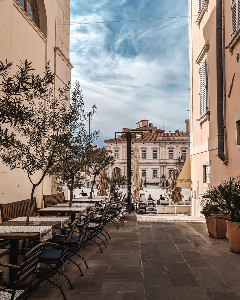 Slowenien mit Kindern Piran Kaffee