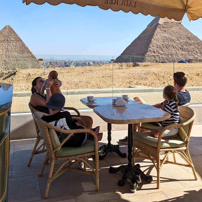 Ägypten mit Kindern Pyramide Cafe