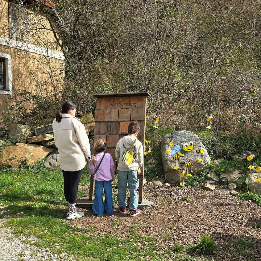 Wachau mit Kindern Weingeistweg Spielstationen