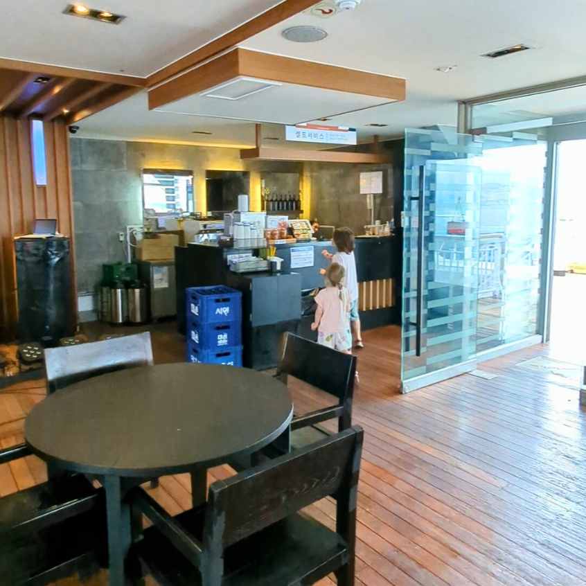 Fähre Busan Osaka Wifi Cafe