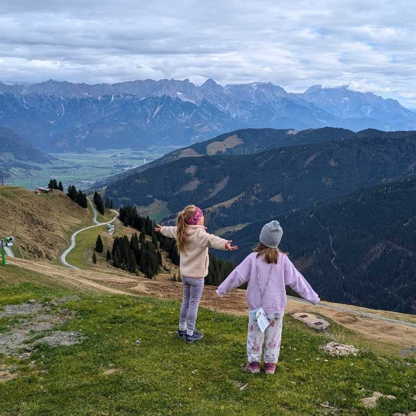 Saalfelden Leogang mit Kindern TONspur Wanderung Aussicht