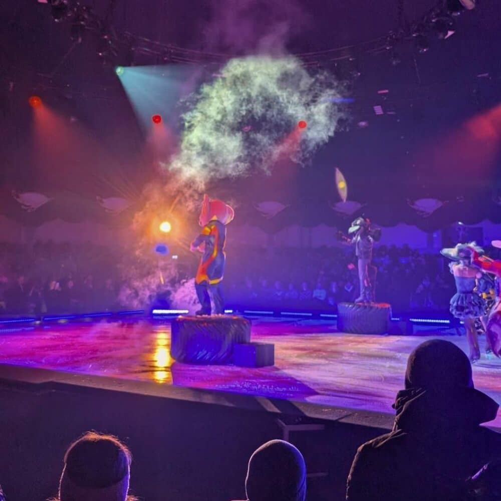 Europa Park mit Kindern Eislauf Show